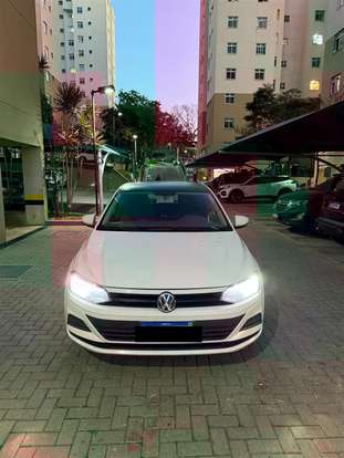 VOLKSWAGEN-POLO-2018