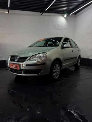 VOLKSWAGEN-POLO SEDAN-2009