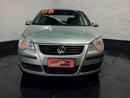 VOLKSWAGEN-POLO SEDAN-1.6 MI 8V FLEX 4P MANUAL VOLKSWAGEN-POLO SEDAN-2009