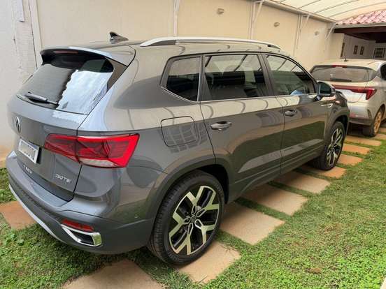 VOLKSWAGEN-TAOS-1.4 250 TSI TOTAL FLEX HIGHLINE AUTOMÁTICO VOLKSWAGEN-TAOS-2024