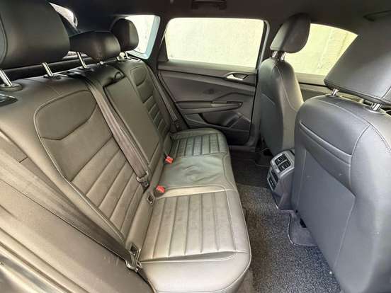 VOLKSWAGEN-TAOS-2024