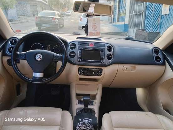 VOLKSWAGEN-TIGUAN-2.0 TSI 16V TURBO GASOLINA 4P TIPTRONIC VOLKSWAGEN-TIGUAN-2010