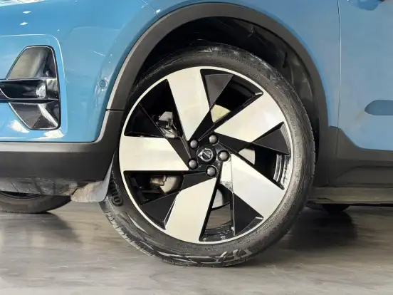 VOLVO-C40-P8 RECHARGE TWIN ELECTRIC ULTIMATE AWD VOLVO-C40-2023