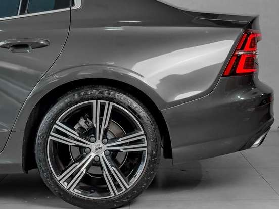 VOLVO-S60-2.0 T5 INSCRIPTION GASOLINA 4P AUTOMÁTICO VOLVO-S60-2019
