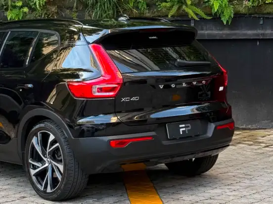 VOLVO-XC40-1.5 T5 RECHARGE R-DESIGN GEARTRONIC VOLVO-XC40-2020