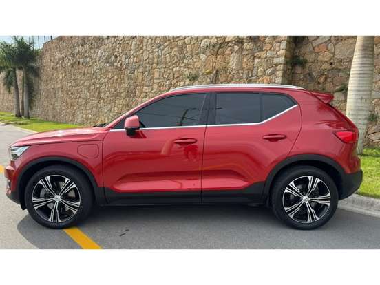 VOLVO-XC40-1.5 T5 RECHARGE R-DESIGN GEARTRONIC VOLVO-XC40-2021