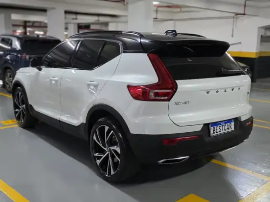 VOLVO-XC40-2.0 T5 GASOLINA R-DESIGN AWD GEARTRONIC VOLVO-XC40-2019