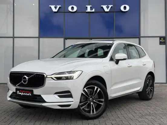VOLVO-XC60-2.0 T5 GASOLINA MOMENTUM AWD GEARTRONIC VOLVO-XC60-2020