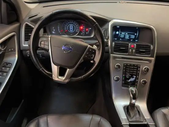 VOLVO-XC60-2.0 T5 KINETIC GASOLINA 4P AUTOMÁTICO VOLVO-XC60-2016