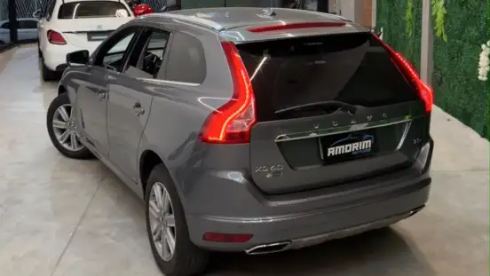 VOLVO-XC60-2016