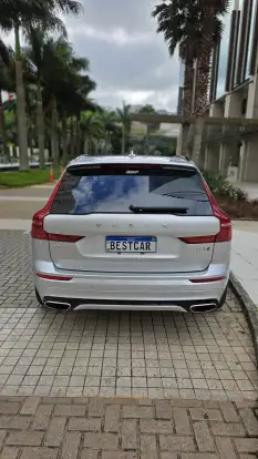 VOLVO-XC60-2019
