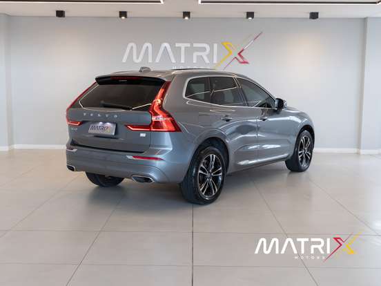 VOLVO-XC60-2.0 T8 HYBRID MOMENTUM AWD GEARTRONIC VOLVO-XC60-2021