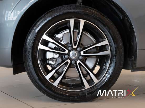 VOLVO-XC60-2.0 T8 HYBRID MOMENTUM AWD GEARTRONIC VOLVO-XC60-2021