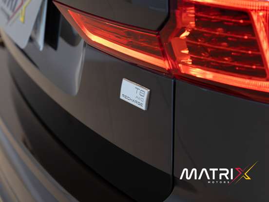 VOLVO-XC60-2021