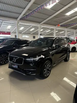 VOLVO XC90 2.0 D5 DIESEL MOMENTUM AWD GEARTRONIC