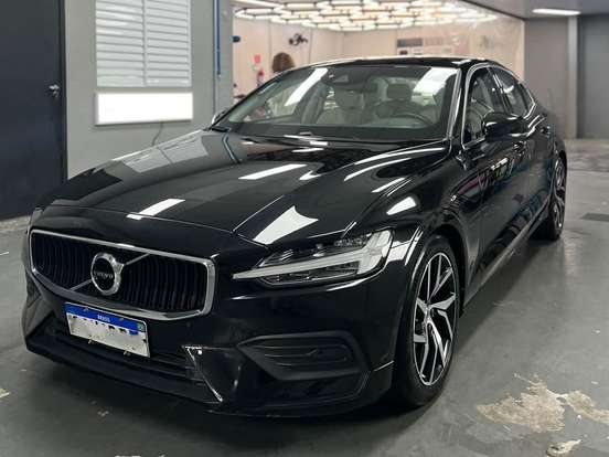 VOLVO-S60-2.0 T4 MOMENTUM GASOLINA 4P AUTOMÁTICO VOLVO-S60-2019