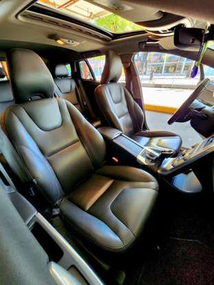 VOLVO-V60-2015