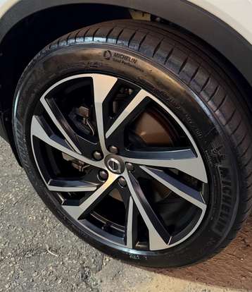 VOLVO-XC40-1.5 T5 RECHARGE R-DESIGN GEARTRONIC VOLVO-XC40-2021
