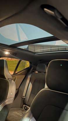 VOLVO-XC40-2021