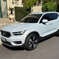 VOLVO XC40 2.0 T5 GASOLINA MOMENTUM AWD GEARTRONIC VOLVO XC40 2.0 T5 GASOLINA MOMENTUM AWD GEARTRONIC