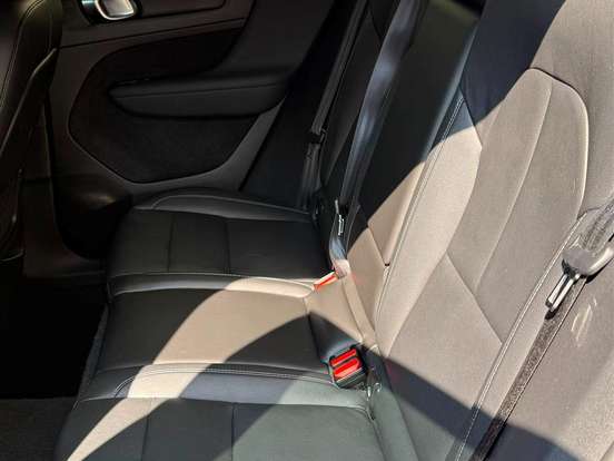 VOLVO-XC40-2.0 T5 GASOLINA MOMENTUM AWD GEARTRONIC VOLVO-XC40-2019