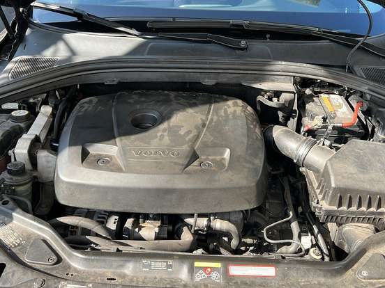 VOLVO-XC60-2.0 T5 MOMENTUM GASOLINA 4P AUTOMÁTICO VOLVO-XC60-2015