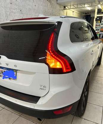 VOLVO-XC60-2012