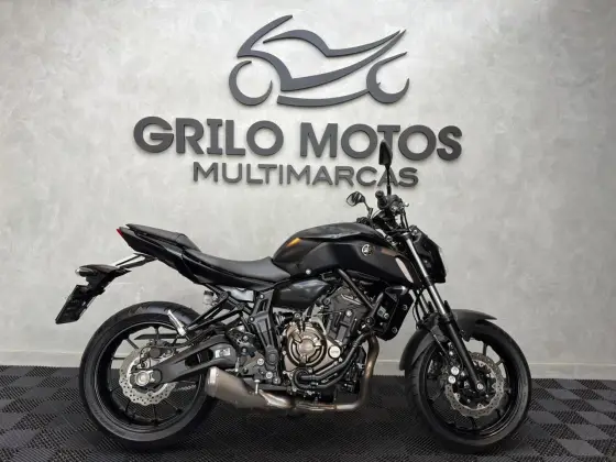 YAMAHA MT-07 ABS YAMAHA MT-07 ABS