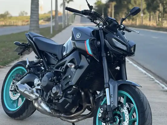 YAMAHA-MT-09 YAMAHA-MT-09-2024