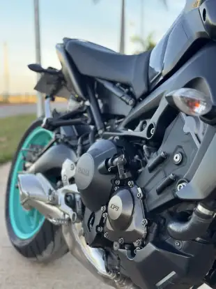 YAMAHA-MT-09-2024
