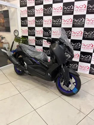 YAMAHA XMAX 300 CONNECTED ABS YAMAHA XMAX 300 CONNECTED ABS