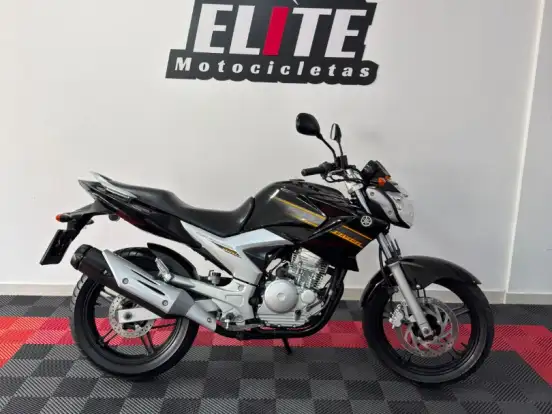 YAMAHA-YS 250 FAZER YAMAHA-YS 250 FAZER-2011