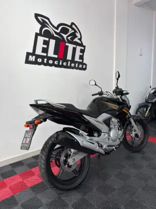 YAMAHA-YS 250 FAZER-2011
