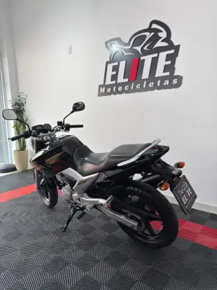 YAMAHA-YS 250 FAZER YAMAHA-YS 250 FAZER-2011