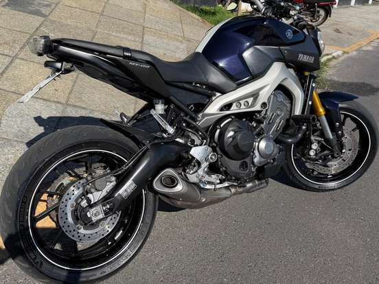 YAMAHA-MT-09 YAMAHA-MT-09-2015