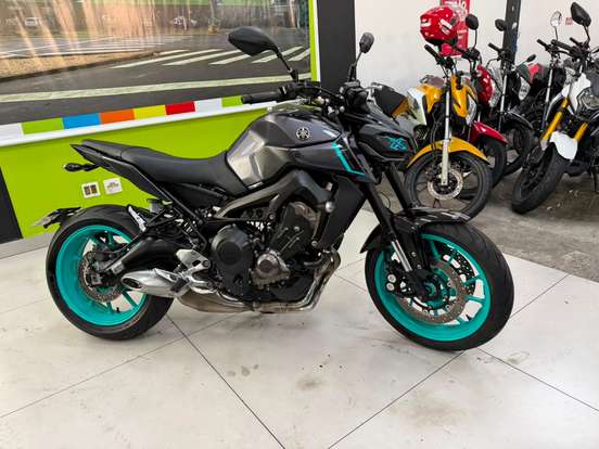 YAMAHA-MT-09 YAMAHA-MT-09-2025
