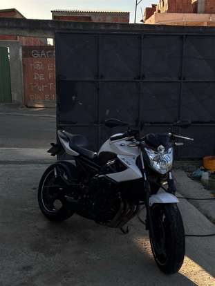 YAMAHA-XJ6 N-2012