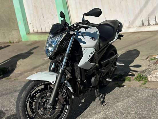 YAMAHA-XJ6 N YAMAHA-XJ6 N-2012