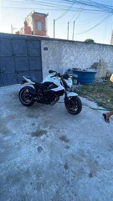 YAMAHA-XJ6 N-2012