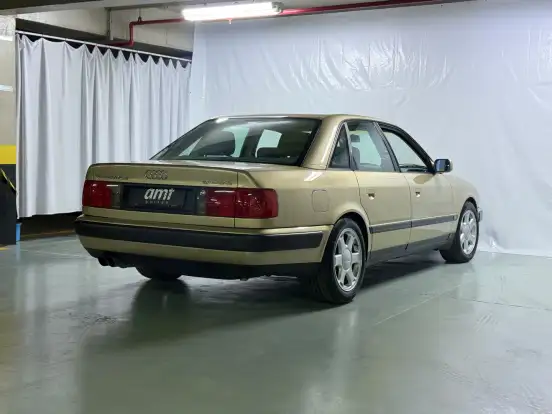 AUDI-100-1993