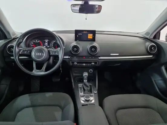 AUDI-A3-2018
