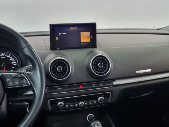 AUDI-A3-2018
