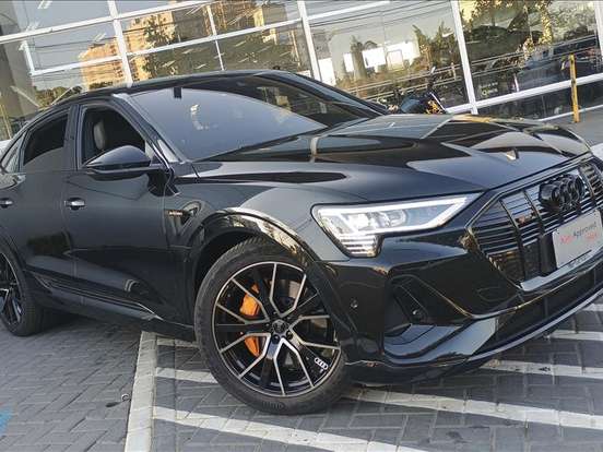 AUDI-E-TRON-ELÉTRICO SPORTBACK PERFORMANCE BLACK QUATTRO AUDI-E-TRON-2020