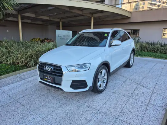 AUDI-Q3-2018
