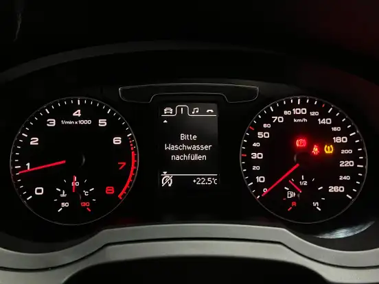 AUDI-Q3-1.4 TFSI AMBIENTE GASOLINA 4P S TRONIC AUDI-Q3-2016