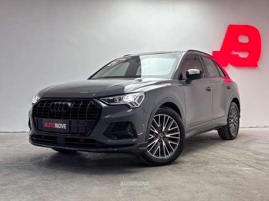 AUDI-Q3-2021