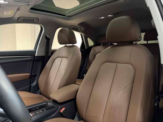 AUDI-Q3-2022