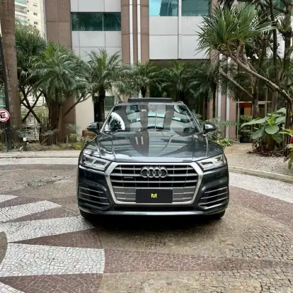 AUDI-Q5-2019