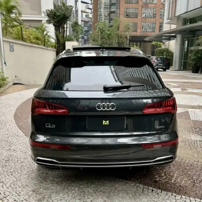 AUDI-Q5-2019