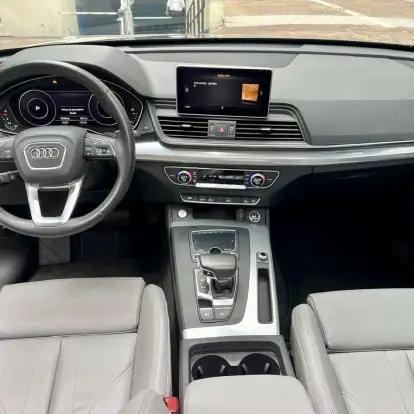 AUDI-Q5-2019